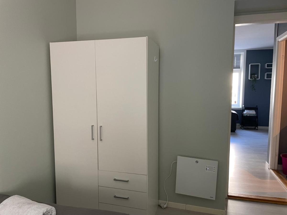 Center - Modern 80-m2 Flat With 3 Bedrooms