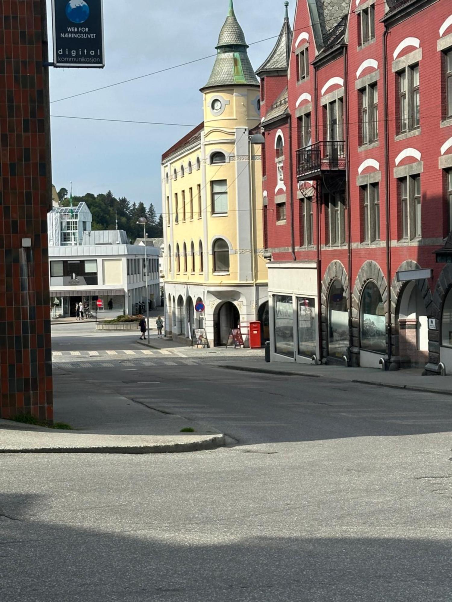 Center - Modern 80-m2 Flat With 3 Bedrooms Apartment Ålesund